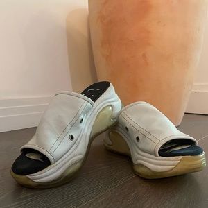 Y2K Sneaker platform sandal